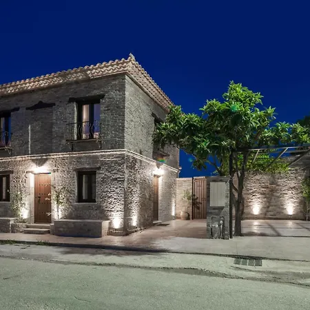 Vakantiehuis Frontale - Restored With Pool Perfect For 6 Nestled Next To A Traditional Olive Mill And Local Farms Offering Authentic Hospitality And Organic Delights By Mana Gers *