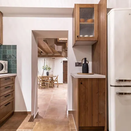 بيت للعطل Frontale - Restored With Pool Perfect For 6 Nestled Next To A Traditional Olive Mill And Local Farms Offering Authentic Hospitality And Organic Delights By Mana Gers Kallithea (Zakynthos)