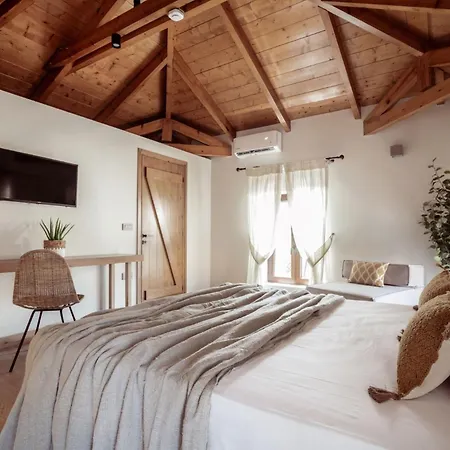 Frontale - Restored With Pool Perfect For 6 Nestled Next To A Traditional Olive Mill And Local Farms Offering Authentic Hospitality And Organic Delights By Mana Gers Tatil Evi *