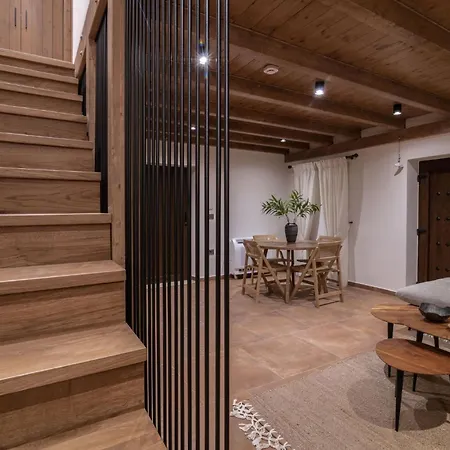 Frontale - Restored With Pool Perfect For 6 Nestled Next To A Traditional Olive Mill And Local Farms Offering Authentic Hospitality And Organic Delights By Mana Gers Hébergement de vacances *