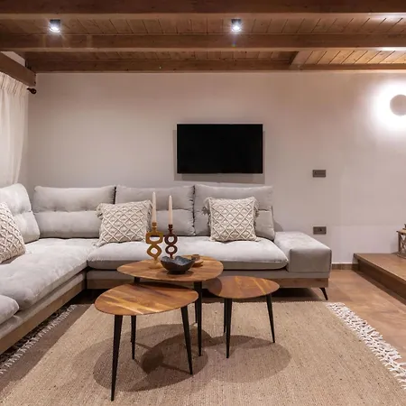 Frontale - Restored With Pool Perfect For 6 Nestled Next To A Traditional Olive Mill And Local Farms Offering Authentic Hospitality And Organic Delights By Mana Gers Hébergement de vacances
