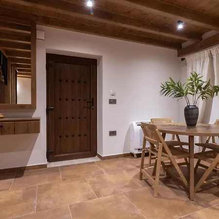 Frontale - Restored With Pool Perfect For 6 Nestled Next To A Traditional Olive Mill And Local Farms Offering Authentic Hospitality And Organic Delights By Mana Gers Ferienhaus