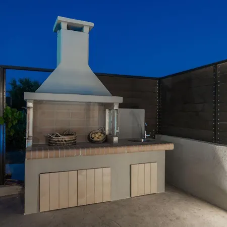 Frontale - Restored With Pool Perfect For 6 Nestled Next To A Traditional Olive Mill And Local Farms Offering Authentic Hospitality And Organic Delights By Mana Gers Ferienhaus