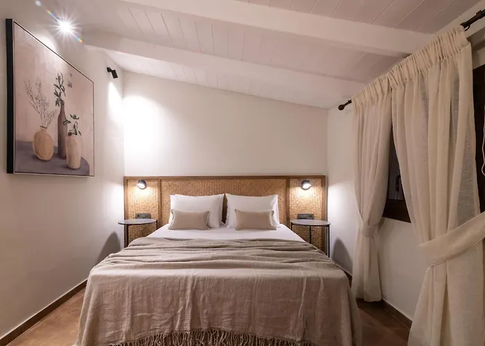 Frontale - Restored With Pool Perfect For 6 Nestled Next To A Traditional Olive Mill And Local Farms Offering Authentic Hospitality And Organic Delights By Mana Gers Σπίτι διακοπών *