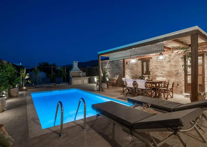 Σπίτι διακοπών Frontale - Restored With Pool Perfect For 6 Nestled Next To A Traditional Olive Mill And Local Farms Offering Authentic Hospitality And Organic Delights By Mana Gers