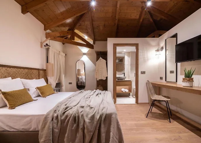 Frontale - Restored With Pool Perfect For 6 Nestled Next To A Traditional Olive Mill And Local Farms Offering Authentic Hospitality And Organic Delights By Mana Gers