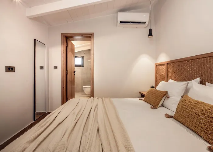 Frontale - Restored With Pool Perfect For 6 Nestled Next To A Traditional Olive Mill And Local Farms Offering Authentic Hospitality And Organic Delights By Mana Gers Καλλιθέα