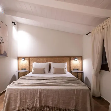 Frontale - Restored With Pool Perfect For 6 Nestled Next To A Traditional Olive Mill And Local Farms Offering Authentic Hospitality And Organic Delights By Mana Gers Hébergement de vacances *