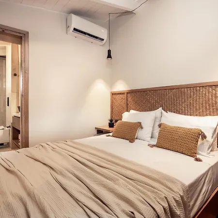 Semesterbostad Frontale - Restored With Pool Perfect For 6 Nestled Next To A Traditional Olive Mill And Local Farms Offering Authentic Hospitality And Organic Delights By Mana Gers Kallithea (Zakynthos)